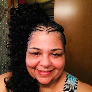 Meet your Posher, Roynette